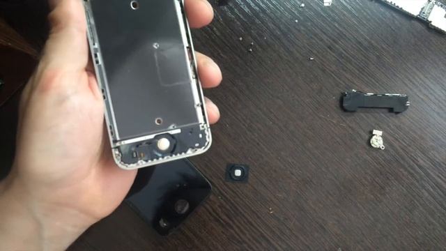 Замена дисплея iPhone 4S смотреть онлайн