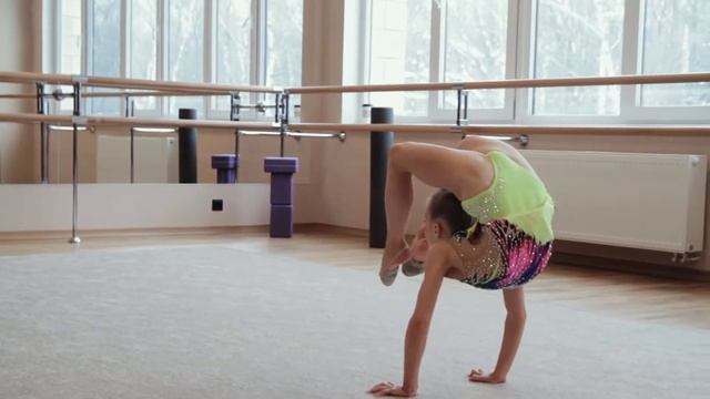 Школа художественной гимнастики Софьи Скоморох смотреть онлайн