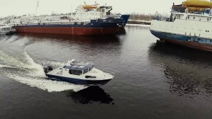 На катере в феврале по Волге.