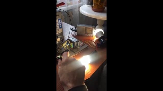 Inverter with opto mechanical pulse generator and MOSFET switch смотреть онлайн