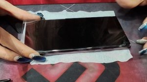 Наклейка защитных стёкол на Galaxy S22 ULTRA (SM-908N). Южная Корея