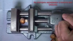 Проверяем на прочность циркониевые коронки