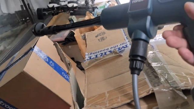 Пистолет высокого давления на аккумуляторе, для помыва авто.  (ссылка в описании,  Aliexpress)
