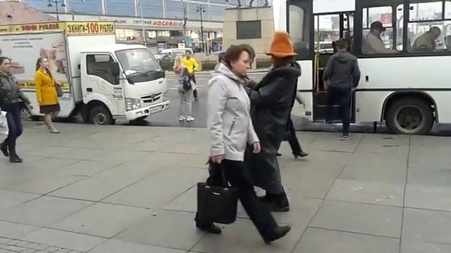 Бомж на невском смотреть онлайн