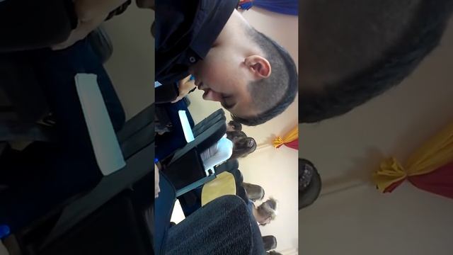 На лекции уснул студент смотреть онлайн