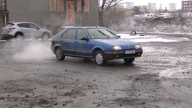 Рено 19 -Пред пункта за ВТОРИЧНИ..3 смотреть онлайн