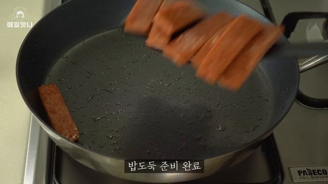 2가지 속재료만으로도 맛있는, 스팸김치 계란말이 김밥만들기 :: 묵은지스팸김밥 :: Gimbap Recipe, Egg Roll Gimbap смотреть онлайн