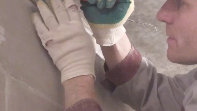 Штробление перегородки из пазогребневых плит. Ремонт коридора часть 2 - снято на видео смотреть онлайн