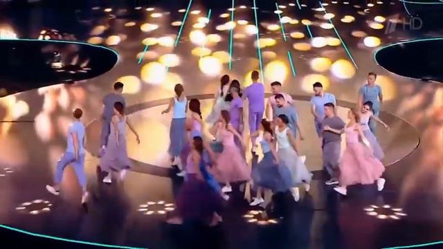 Диана Гурцкая - Рука в руке (Выпускник 2021) смотреть онлайн