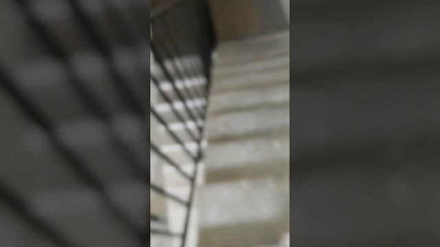 мы с другом попали в закулисье уровень: бесконечная лестница смотреть онлайн