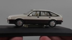 Он вам не Opel Ascona: Vauxhall Cavalier SRi 1987 • Vanguards • Автомобили 1980-х в масштабе 1:43