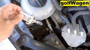 VW Golf 7 low beam bulb change