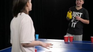 Страх понг | Друзья играют в бирпонг на желания | Егор и Альбина | Чикипау