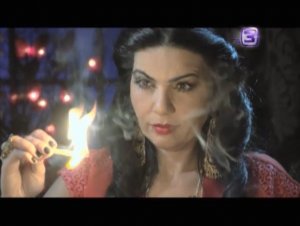 4 серии подряд. Гадалка. 16:00 будни