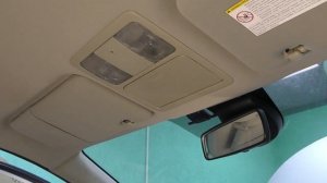 Nissan Tiida. Замена солнцезащитного козырька.