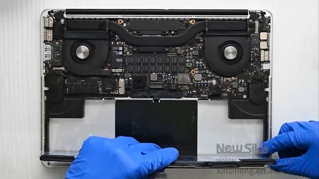 Apple Macbook Pro Retina 15" A1398 Battery model:A1494 Battery Replacement Tutorial смотреть онлайн