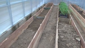 Делаем теплые грядки своими руками. Заполнение высоких коробов в теплице. Какая очередность слоев.