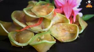 Различные варианты оформления салатов на праздничный стол #салат #оформление #рецептысалатов