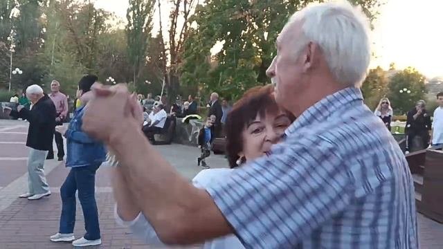 город Белгород Элегантные танцы.