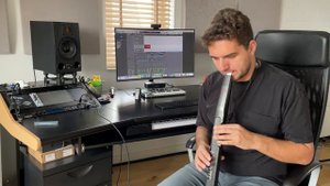 Akai EWI 5000 with Michael Brecker sounds