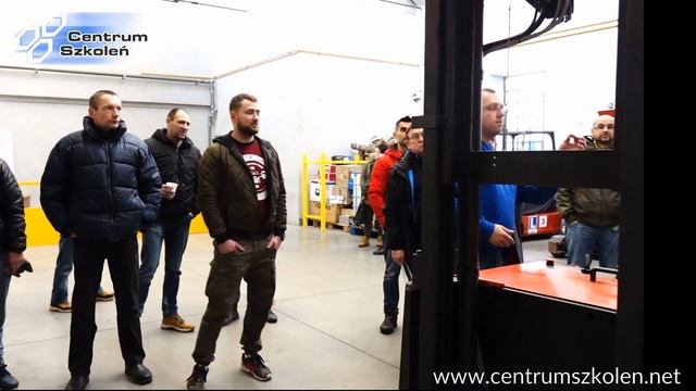 Awaryjne opuszczanie kabiny z ładunkiem podnoszonej wraz z operatorem - egzamin 1WJO смотреть онлайн