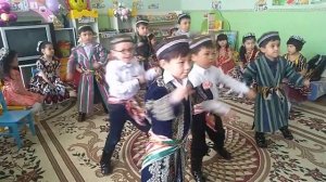 ANDIJON POLKASI. BOLALAR RAQSI. KIDS UZ. CHILD GARDEN. KIDS SHOU.