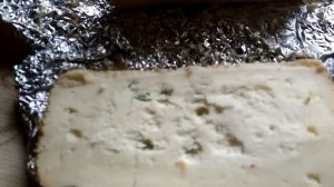 Как меняется вкус сыра с голубой плесенью на разных сроках созревания