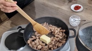 ОСТРИ - Грузинская кухня. Тушеное мясо с томатами, луком, чесноком и специями. Просто Объедение !!!