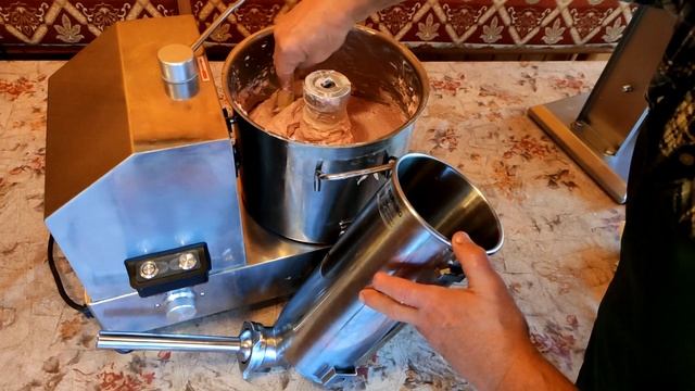 Сосиски, сардельки, шпикачки своими руками.