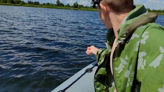 бешеный клёв щуки, поймали 12 щтук в разгар лета, рыбалка на кружки. рыбалка 2021 на живца смотреть онлайн