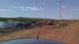 Оренбургская область Асекеевский район горит свалка.