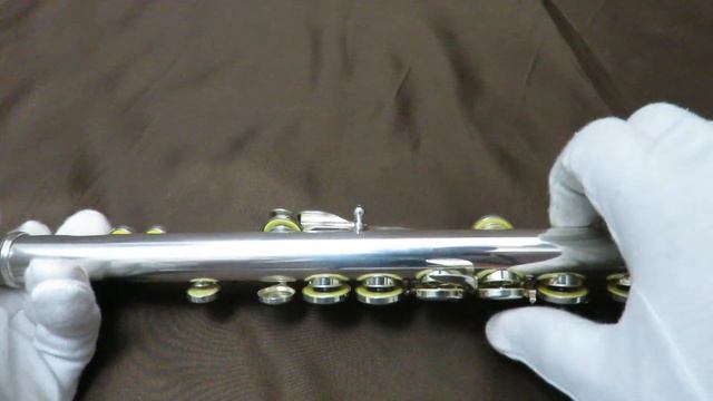 YAMAHA Flute YFL-411 Mint condition Could play it　9999 смотреть онлайн