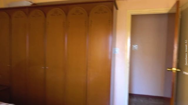 Продажа квартиры в Аликанте без ремонта в хорошем районе Сан-Габриэль у моря в Испании смотреть онлайн