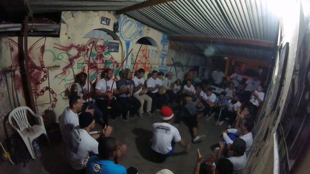 Cotonete e Lagartixa Capoeira Angola смотреть онлайн