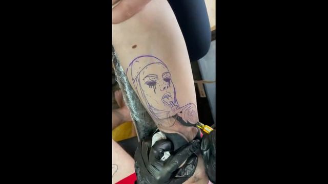 Татуировка в реализме( Tattoo-монашка) смотреть онлайн
