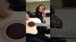 /Петлюра/(предомной стоит стена)