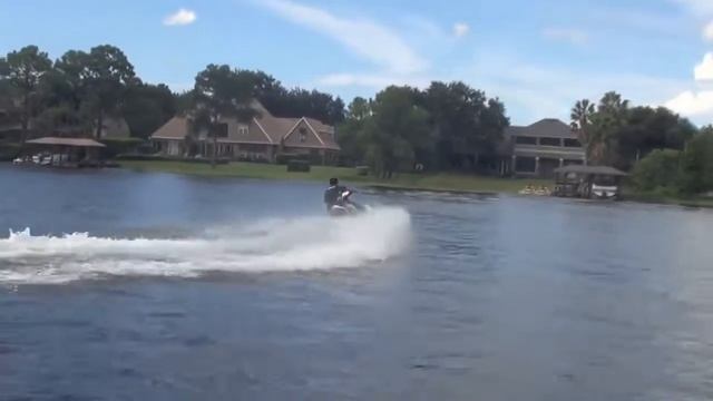 2014 Sea Doo Spark смотреть онлайн
