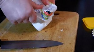 САЛАТ С ДЫНЕЙ И СЫРОМ