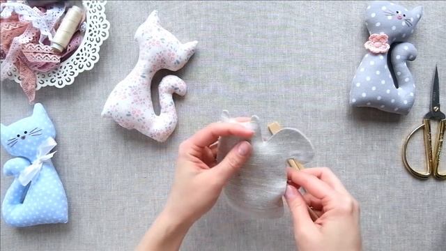 Мастер-класс: как как своими руками сшить кошечку и котика. Простые игрушки. смотреть онлайн