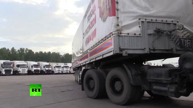МЧС России формирует 29 ю колонну с гуманитарной помощью для Донбасса смотреть онлайн