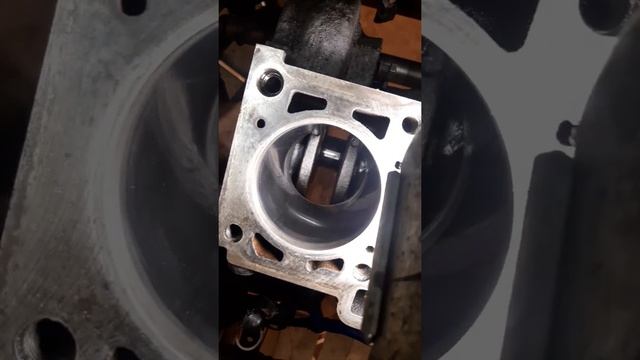 разбор лежачего восьмёрошного матора часть 2 смотреть онлайн