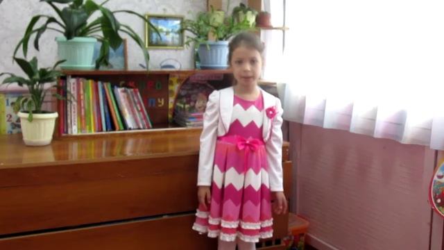 Шишкалова Варвара стихотворения "Что случилось у котят?" смотреть онлайн