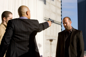 Чтобы не умереть, он должен каждые 10 минут получать адреналин