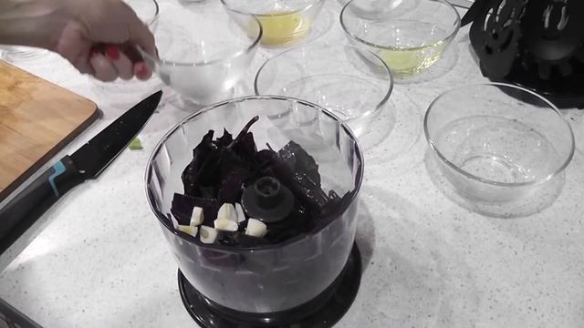 САЛАТ С ЖАРЕНЫМ СЫРОМ. ОЧЕНЬ ОРИГИНАЛЬНЫЙ САЛАТ.