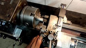 Отрезные резцы больше не покупаю.