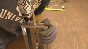 Настоящая мужская самоделка! Из ржавых кусков железа!