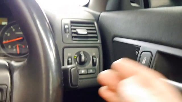 Volvo C70 Convertible 2009 смотреть онлайн