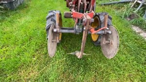 Выкапывание картофеля на дисковых окучниках...