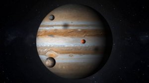 Случайно перепутав деревни, Саша попала в чужой дом, в котором увидела на стене свою фотографию...