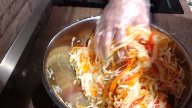 Капуста на Зиму "Осінній Салат"??? Cabbage in a jar for the winter. смотреть онлайн